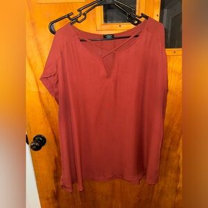 Plus size blouse maroon